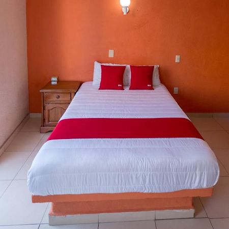 Hotel Casa Bravo Zihuatanejo Extérieur photo