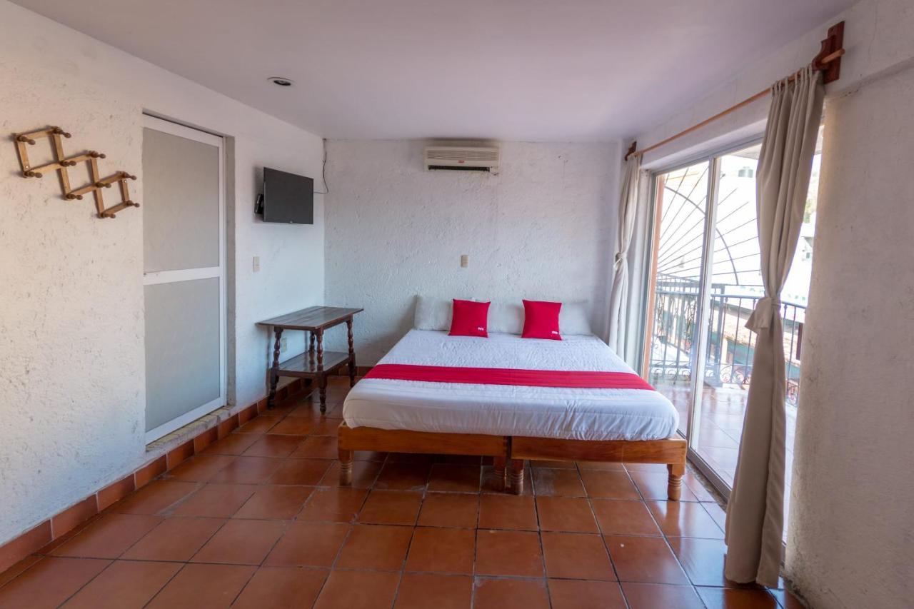 Hotel Casa Bravo Zihuatanejo Extérieur photo