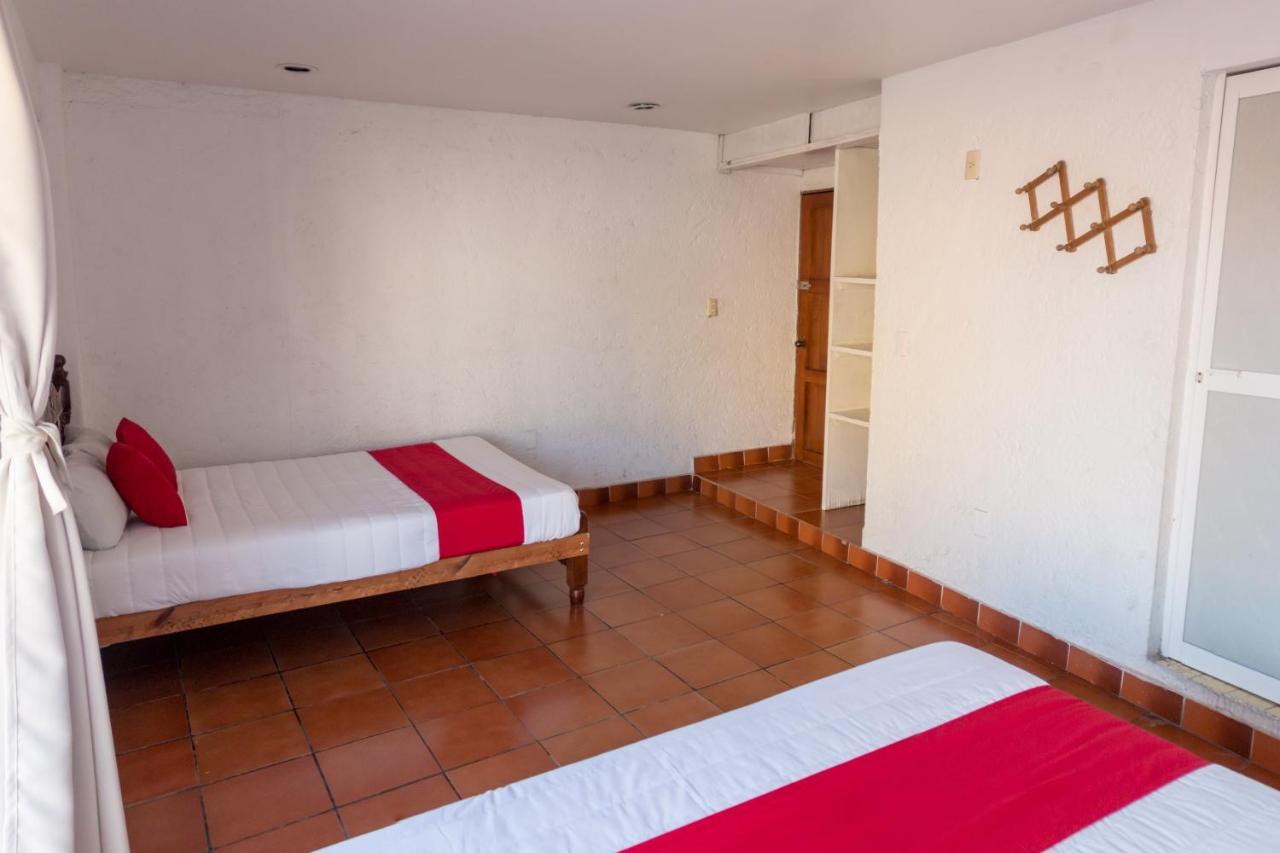 Hotel Casa Bravo Zihuatanejo Extérieur photo