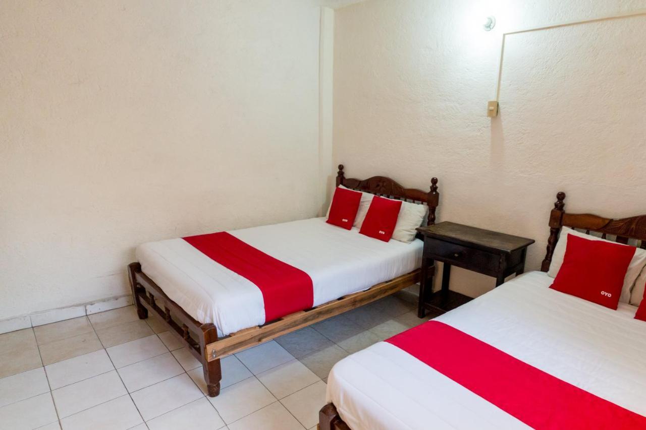 Hotel Casa Bravo Zihuatanejo Extérieur photo
